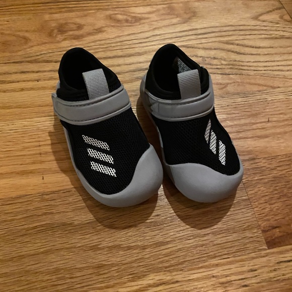 Adidas Toddle water shoes - Picture 2 of 2